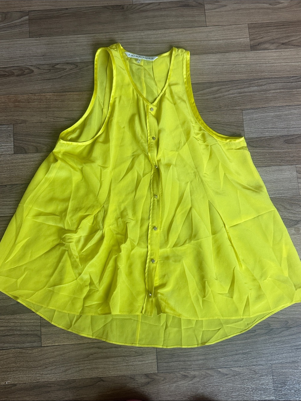 Bright Yellow Sleeveless Button-Front Women’s Top